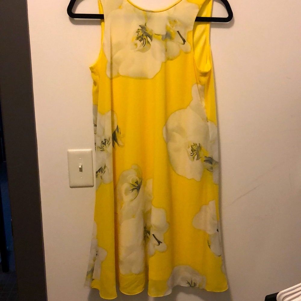NWOT BEAUTIFUL Yellow Floral Calvin Klein Dress!